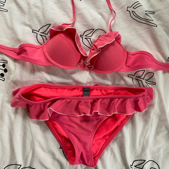 Aerie Pink Bikini - Picture 2 of 6